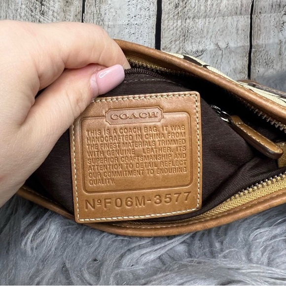 EUC BROWN AND TAN COACH SHOULDER BAG - Picture 10 of 10